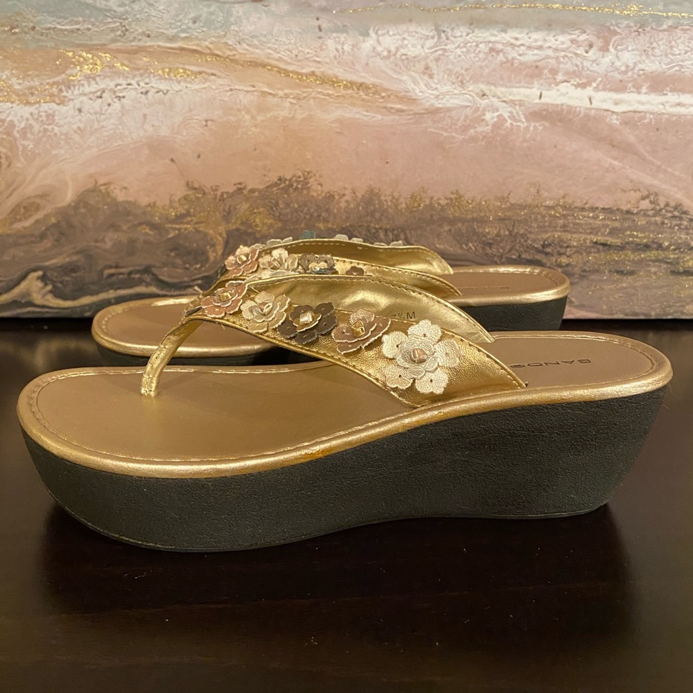 BANDOLINO Flip Flop with platform